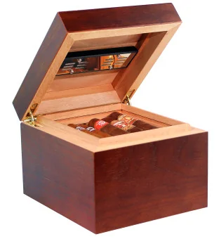 Brązowy humidor z nawilżaczem Vedado